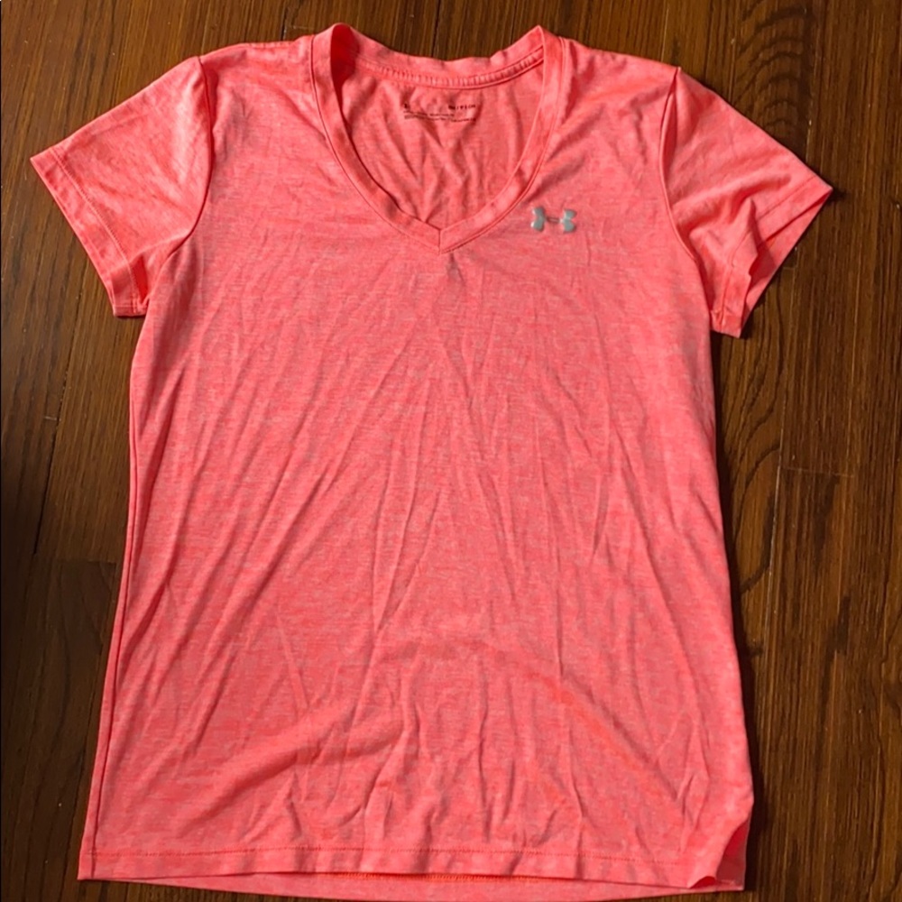 Under Armour Loose Workout Shirt